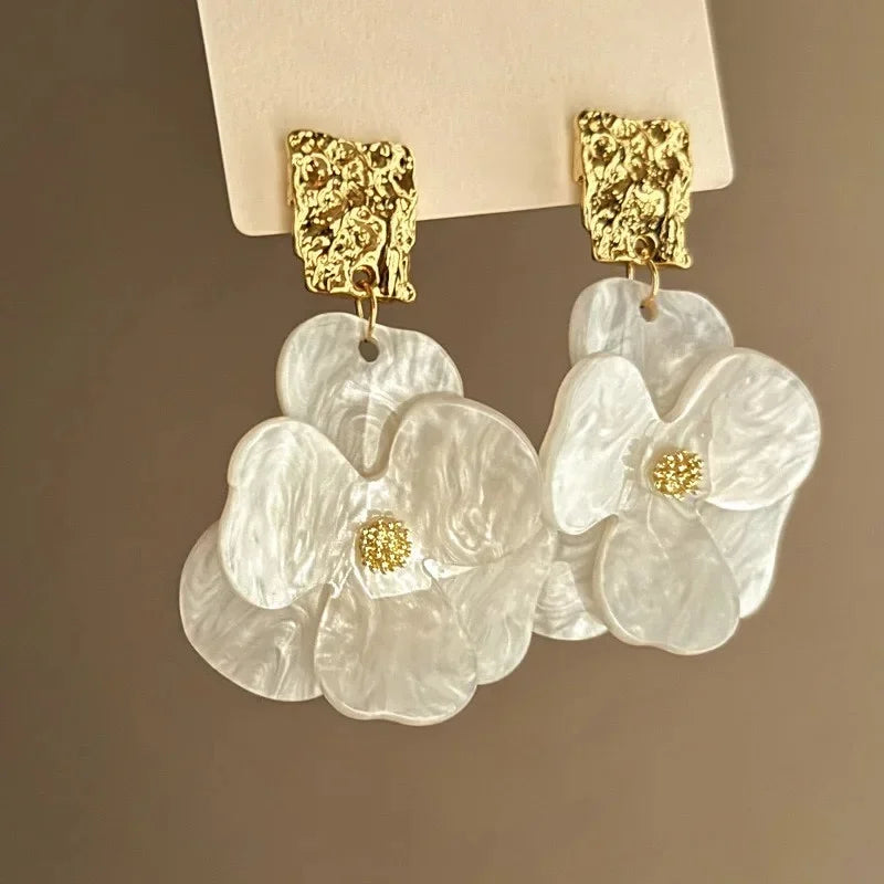 Boucles d’Oreilles Fleur Nacrée XXL