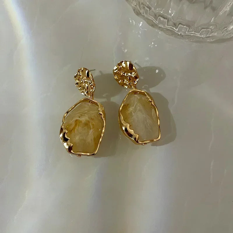 Boucles d’Oreilles Pierre Sculptée