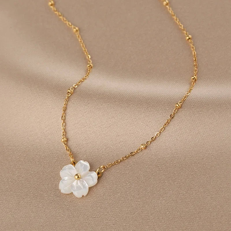 Collier Fleur de Coquillage