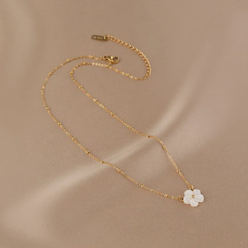 Collier Fleur de Coquillage