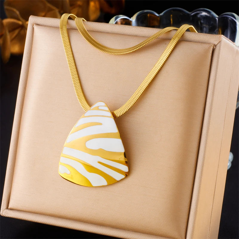 Parure Sauvage Élégance